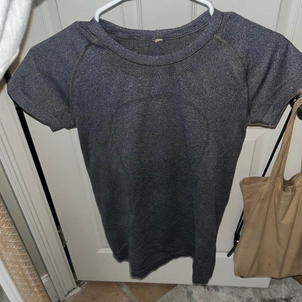 Gray lululemon swiftly tech short sleeve.